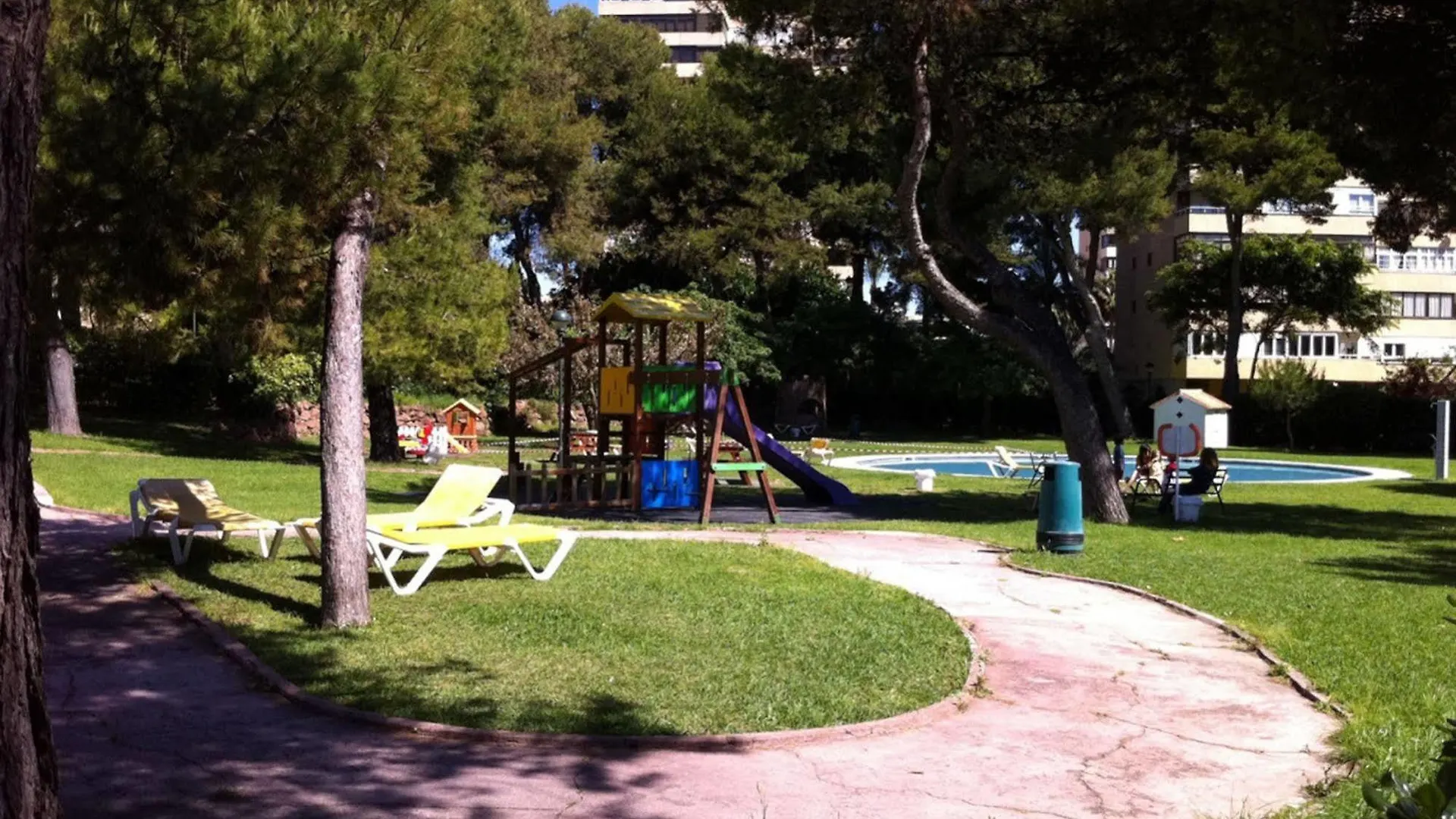 Waterfront Playamar Apartments Torremolinos 3*,